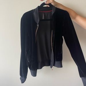 Velour jacket with rose gold zipper